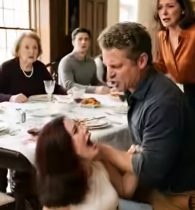 “Sei in arresto per impassarsi/a ufficiale militare e furto di proprietà governative,” sibilò mio fratello mentre mi sbatteva la faccia contro il freddo pavimento di marmo nella sala da pranzo di nostra nonna, il ginocchio che mi bloccava così forte che riuscivo a malapena a respirare, mentre lo shock si propagava nella stanza.