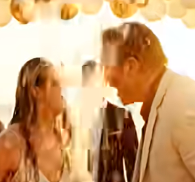 Nel mezzo di una festa di lusso, mio padre mi umiliò per salvare l’attività fallita di mio fratello—ma l’intera stanza cadde nel silenzio quando l’ospite miliardario entrò, coprì le mie spalle e mi rivendicò come sua moglie