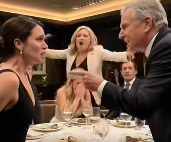 Alle due del mattino, i miei genitori mi hanno chiamato e mi hanno detto: “Puoi venire a cena con la famiglia del fidanzato di tua sorella, ma fai silenzio”. Ho chiesto perché, e mia madre ha risposto: “Suo padre è un giudice federale. Non metterci in imbarazzo”. Poi quella sera, lui si è fermato al mio posto e ha detto: “Aspetta… ti conosco”. Tutti al tavolo sono rimasti immobilizzati.